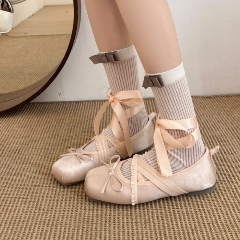 New Spring Comfortable Lace-up - Women'S Fashion Walking Shoes recensione e prezzo